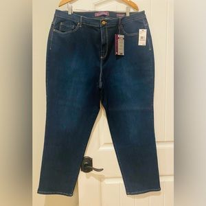 Gloria Vanderbilt Amanda Jeans